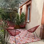 Pleasant And Bright Chartreuse With Terrace