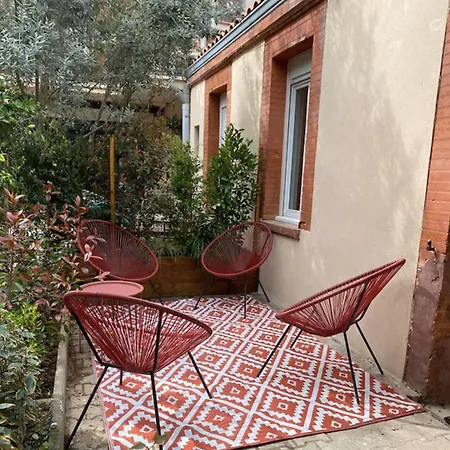 Pleasant And Bright Chartreuse With Terrace Tolosa